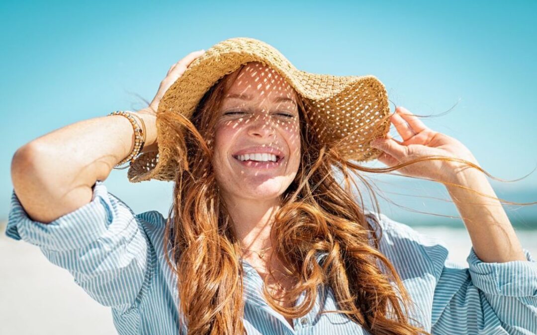 Proteggere i capelli dal sole: preparati all’estate